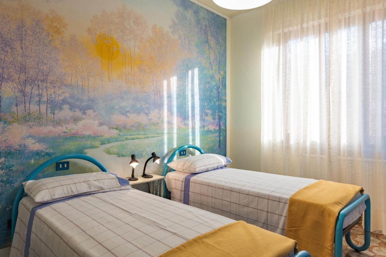 Apartment Holiday Versilia Camaiore Eksteriør billede
