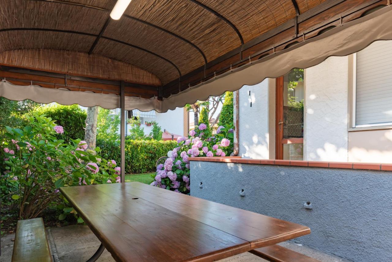 Apartment Holiday Versilia Camaiore Eksteriør billede