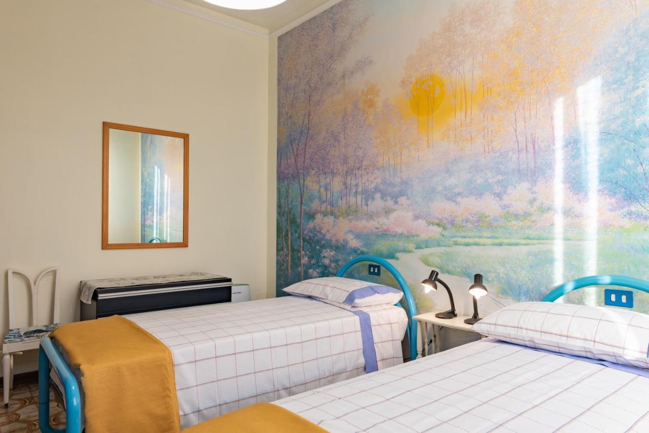 Apartment Holiday Versilia Camaiore Eksteriør billede