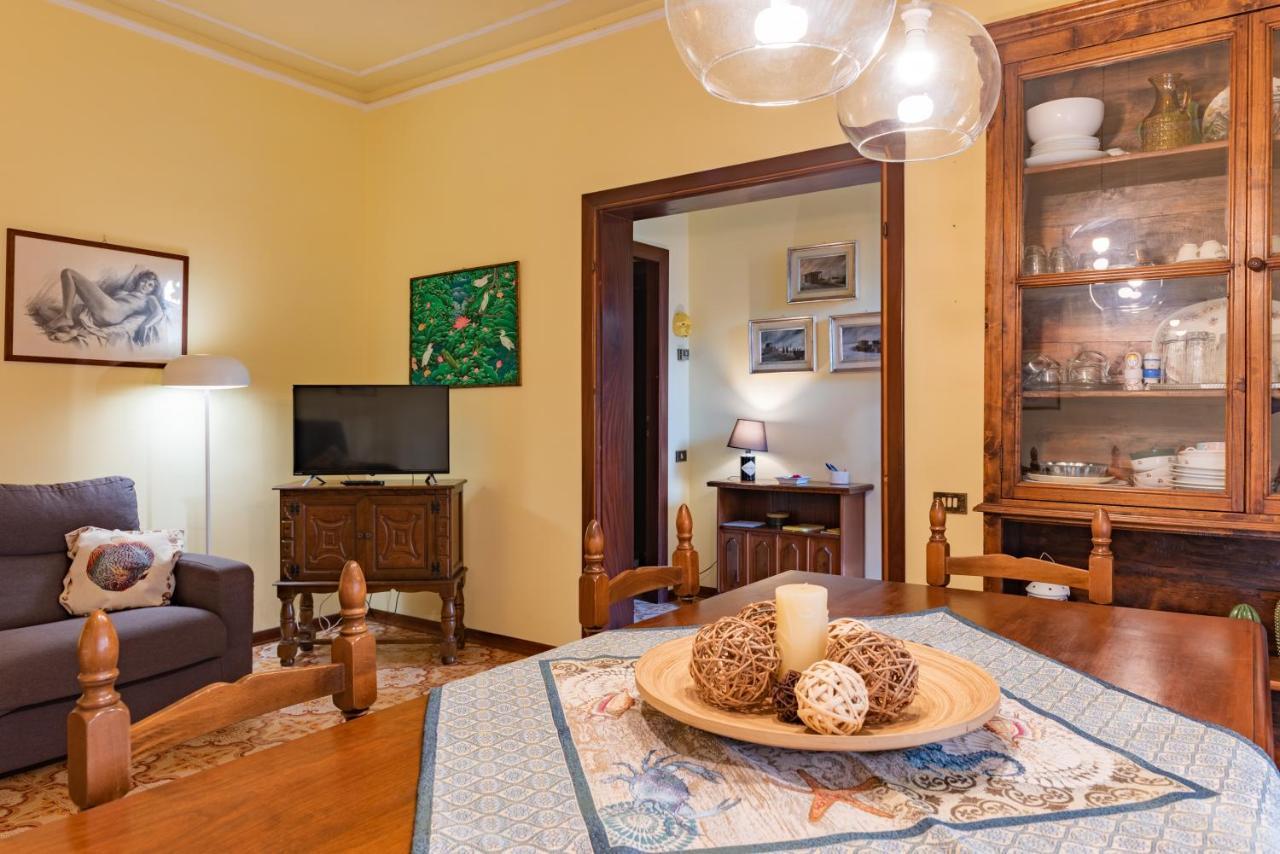 Apartment Holiday Versilia Camaiore Eksteriør billede